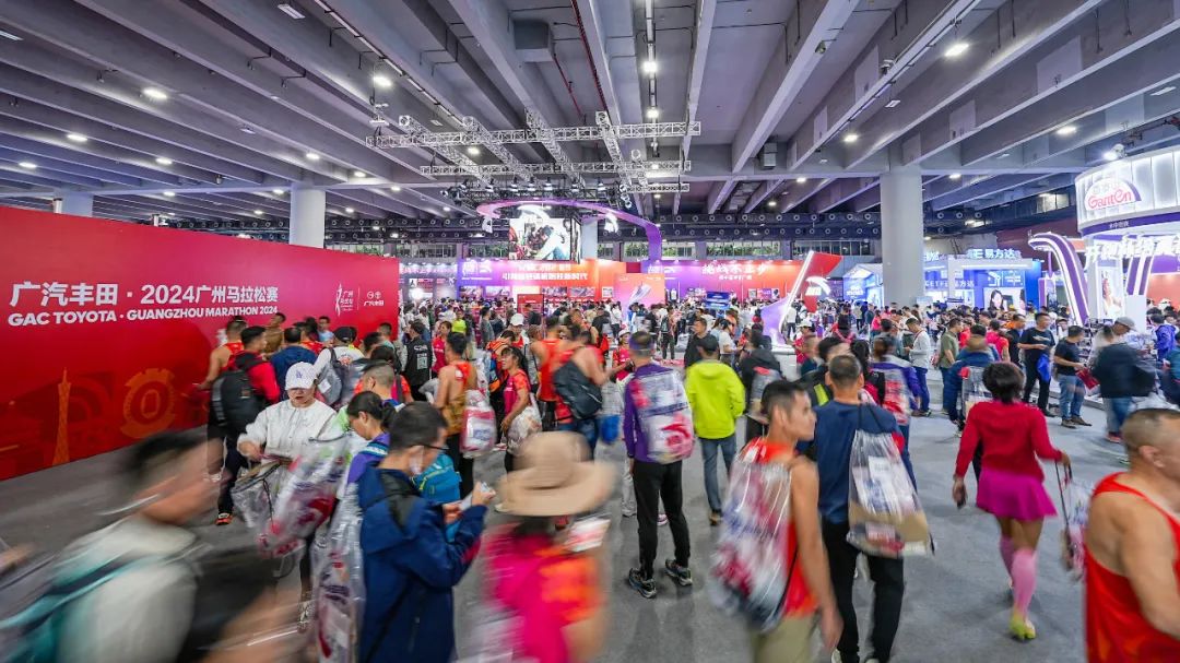 3连胜仅丢1球！奥纳纳获土超10月最佳，直言要赢更多荣誉